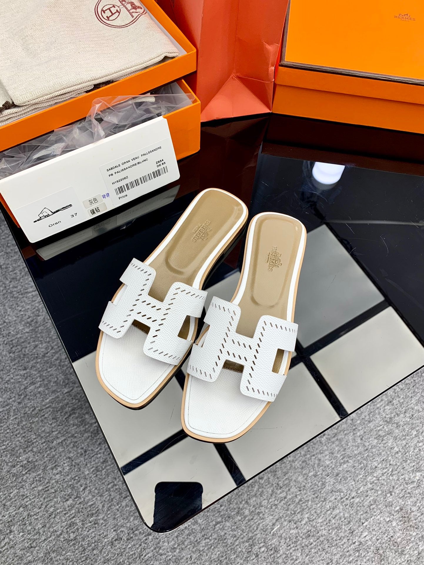 Hermes Oasis Sandals In White Perforated Epsom Leather