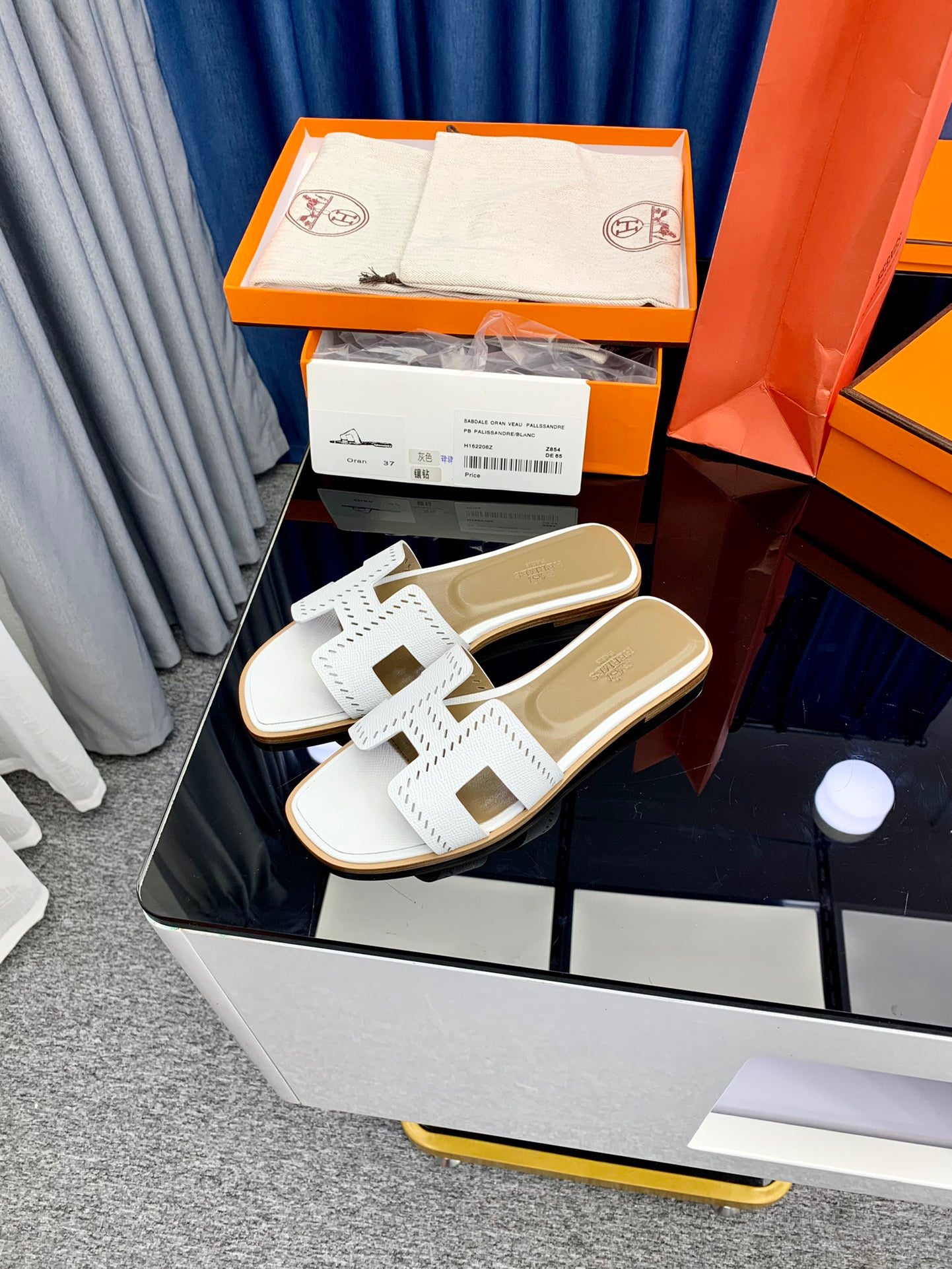 Hermes Oasis Sandals In White Perforated Epsom Leather