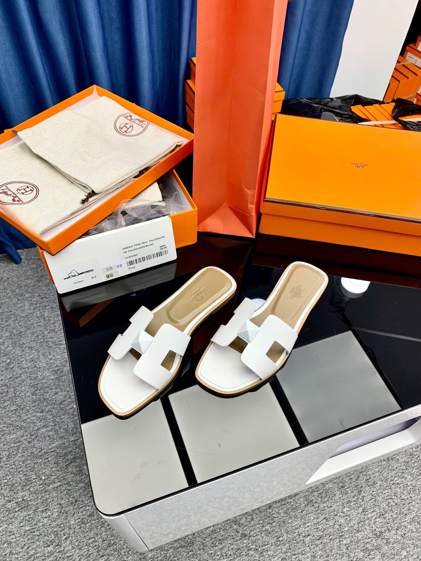 Hermès Oran Sandals White Box Calfskin