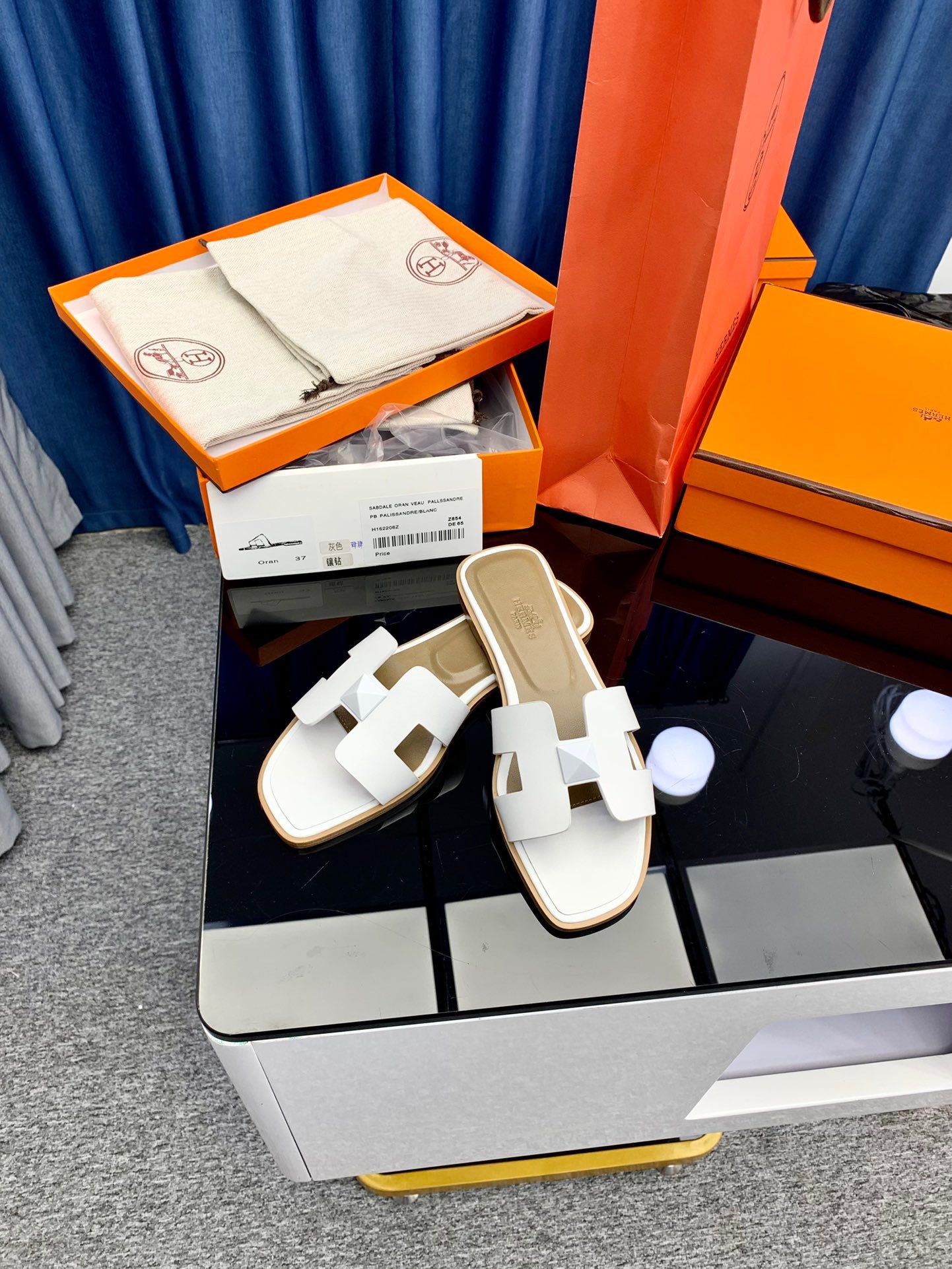 Hermès Oran Sandals White Box Calfskin