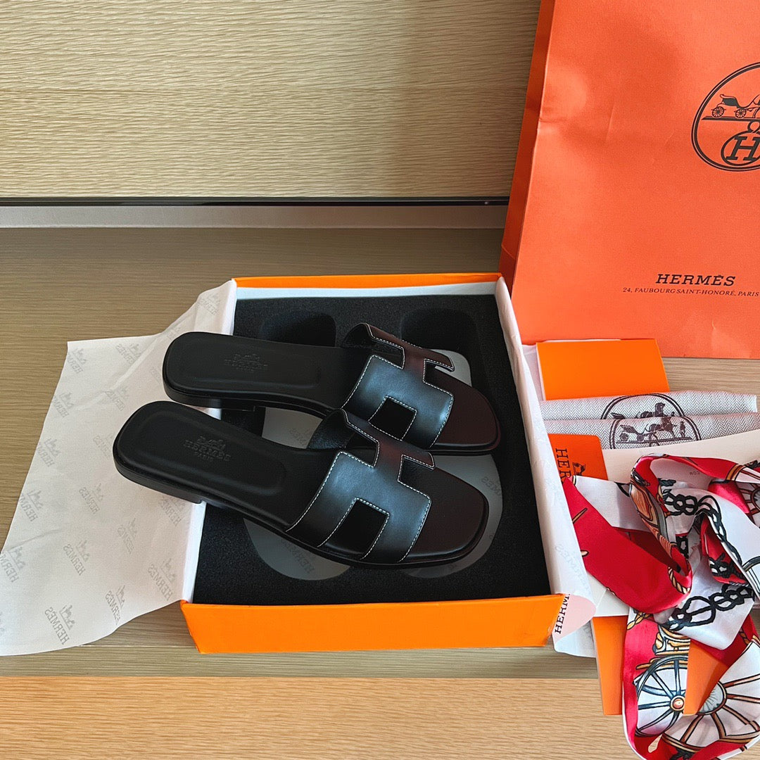 Hermes Oran Black Sandal