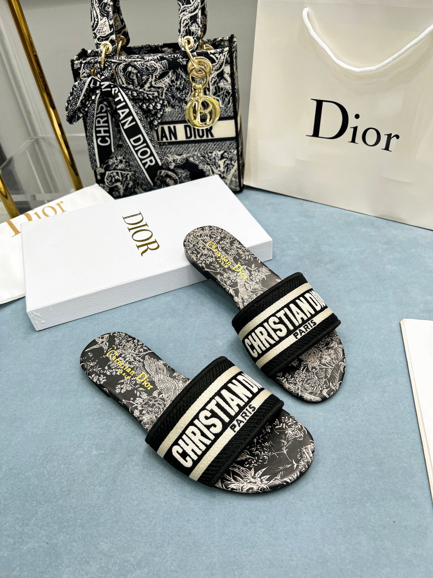 Dior Cotton 3D Embroidery Printing Slides