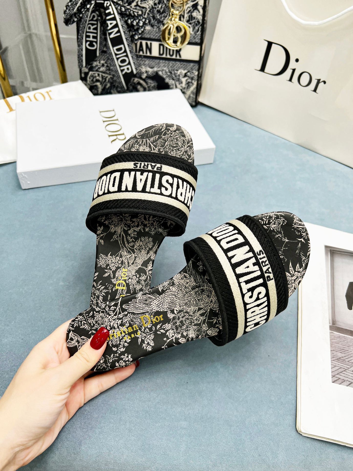 Dior Cotton 3D Embroidery Printing Slides