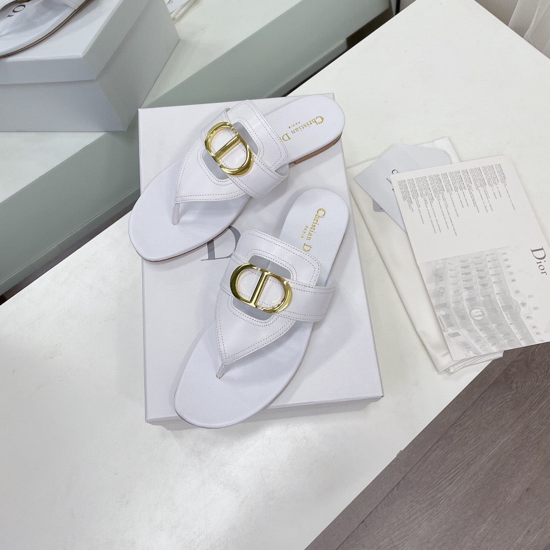 Dior White Leather 30 Montaigne Thong Flats