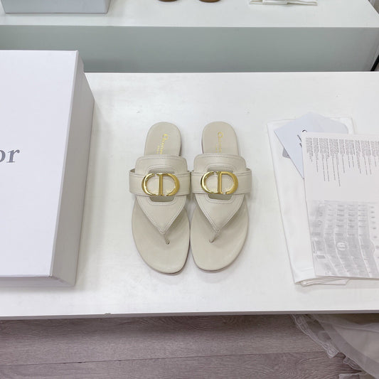 Dior Off White Leather 30 Montaigne Thong Flats