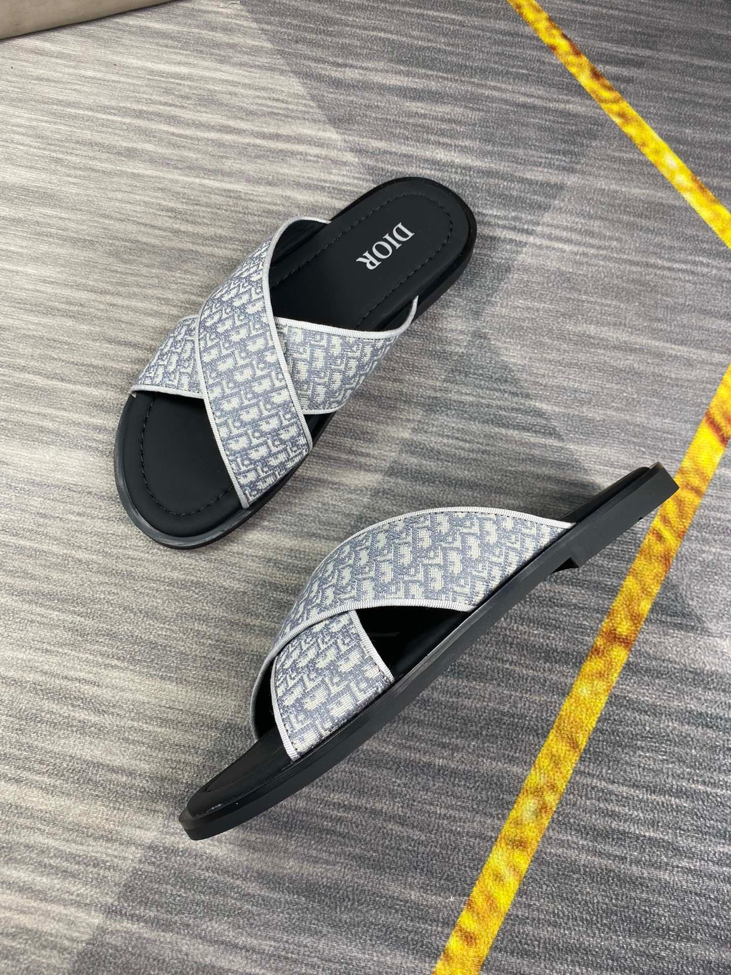 Dior Men's Aqua Gray Oblique Jacquard Canvas Leather Slides