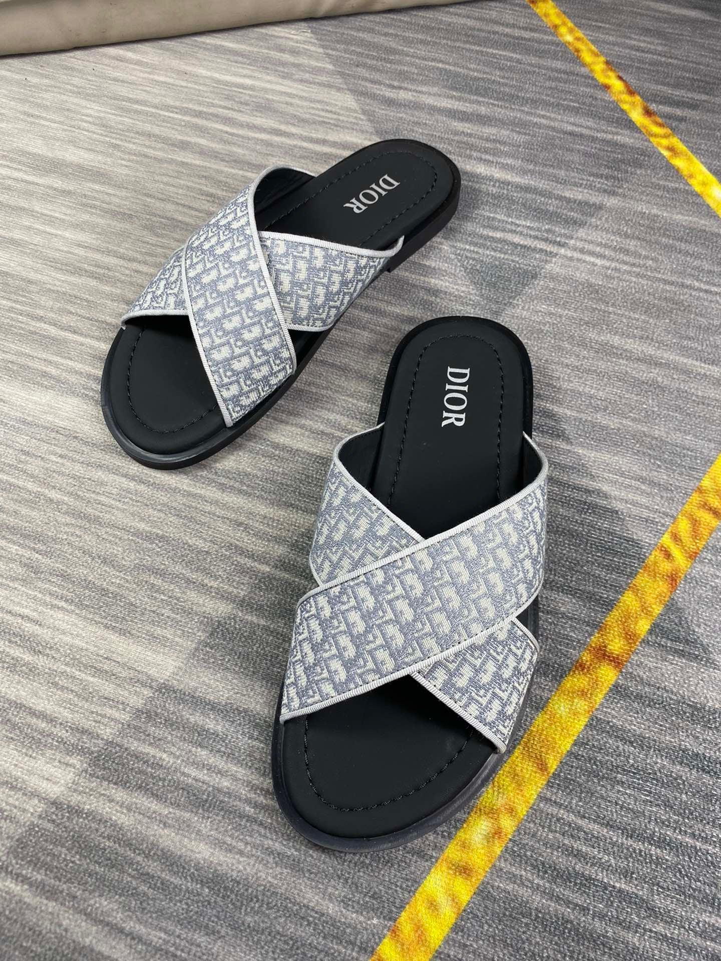 Dior Men's Aqua Gray Oblique Jacquard Canvas Leather Slides