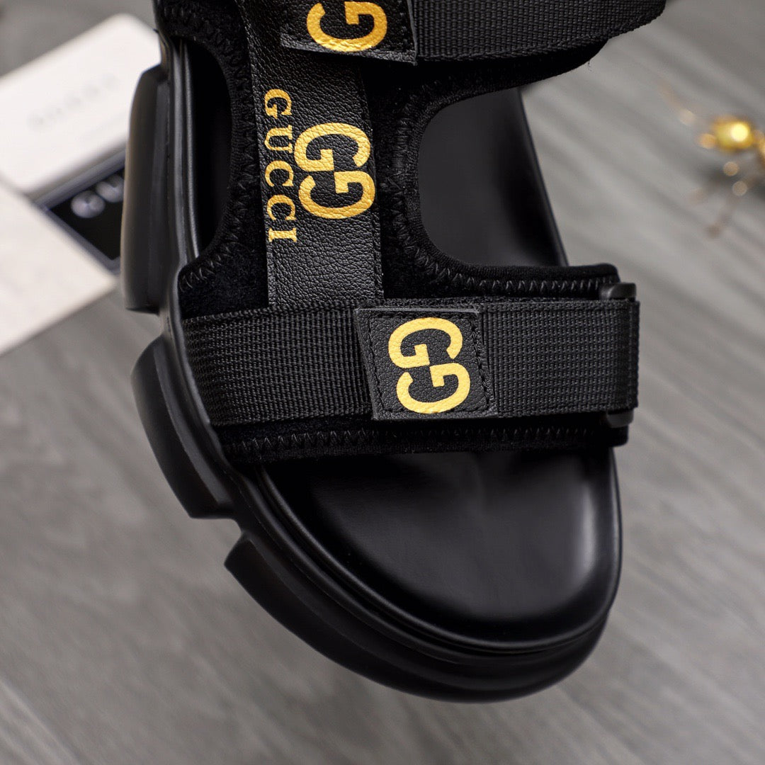 Gucci Moritz Monogram Easy Black Slingback Slides