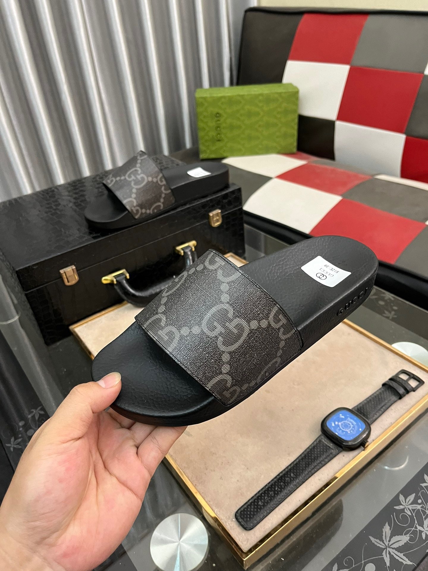 Gucci Black Men's Slides With Interlocking