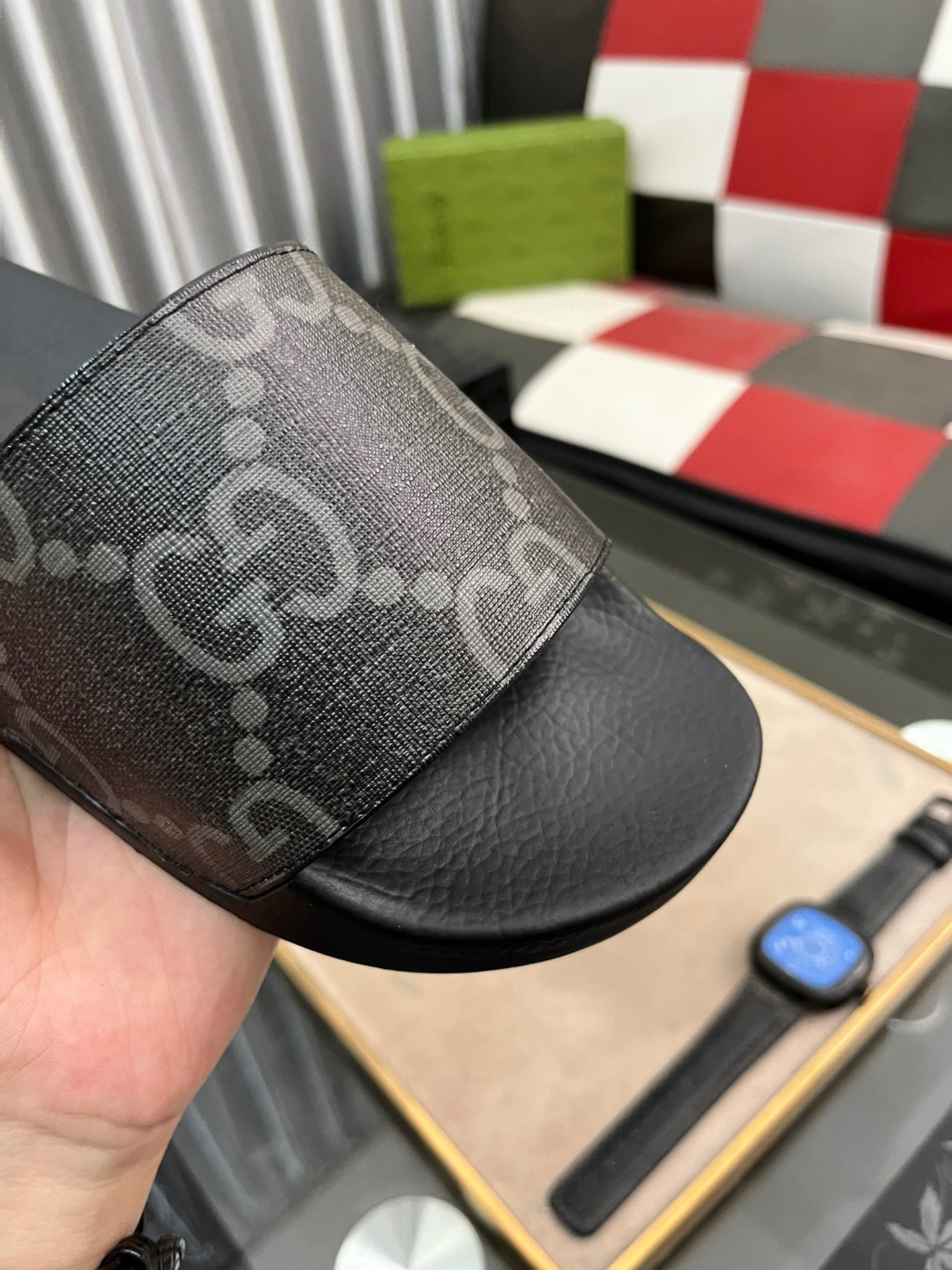 Gucci Black Men's Slides With Interlocking