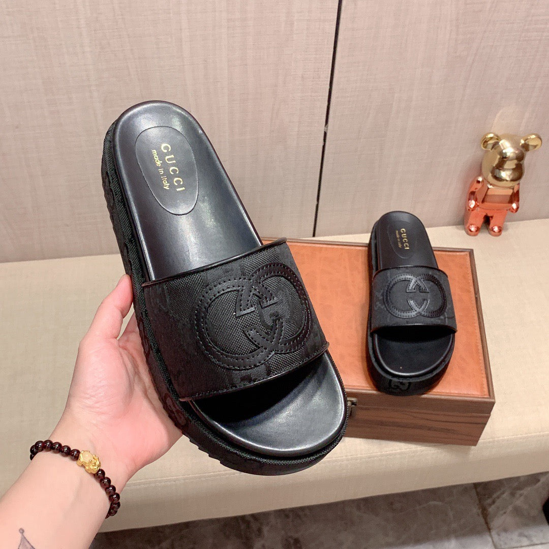 Gucci Interlocking G Slides In Black