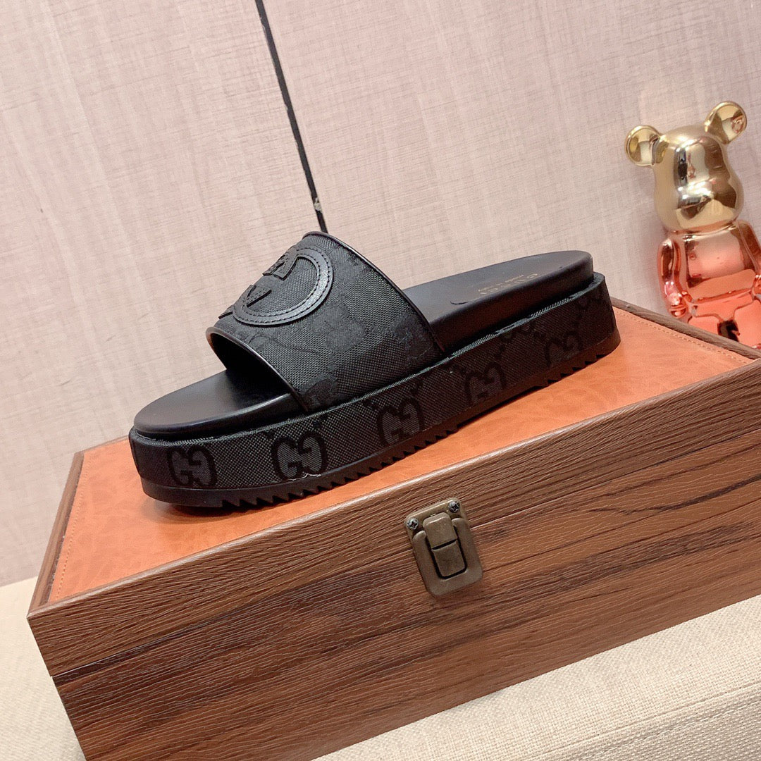 Gucci Interlocking G Slides In Black