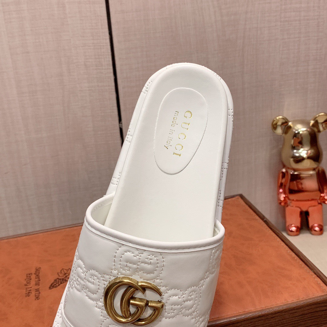 Gucci CG Rubber Slides In White