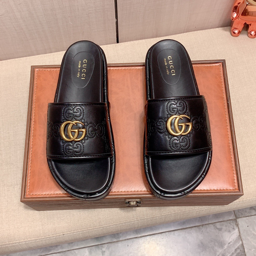 Gucci CG Slides In Black