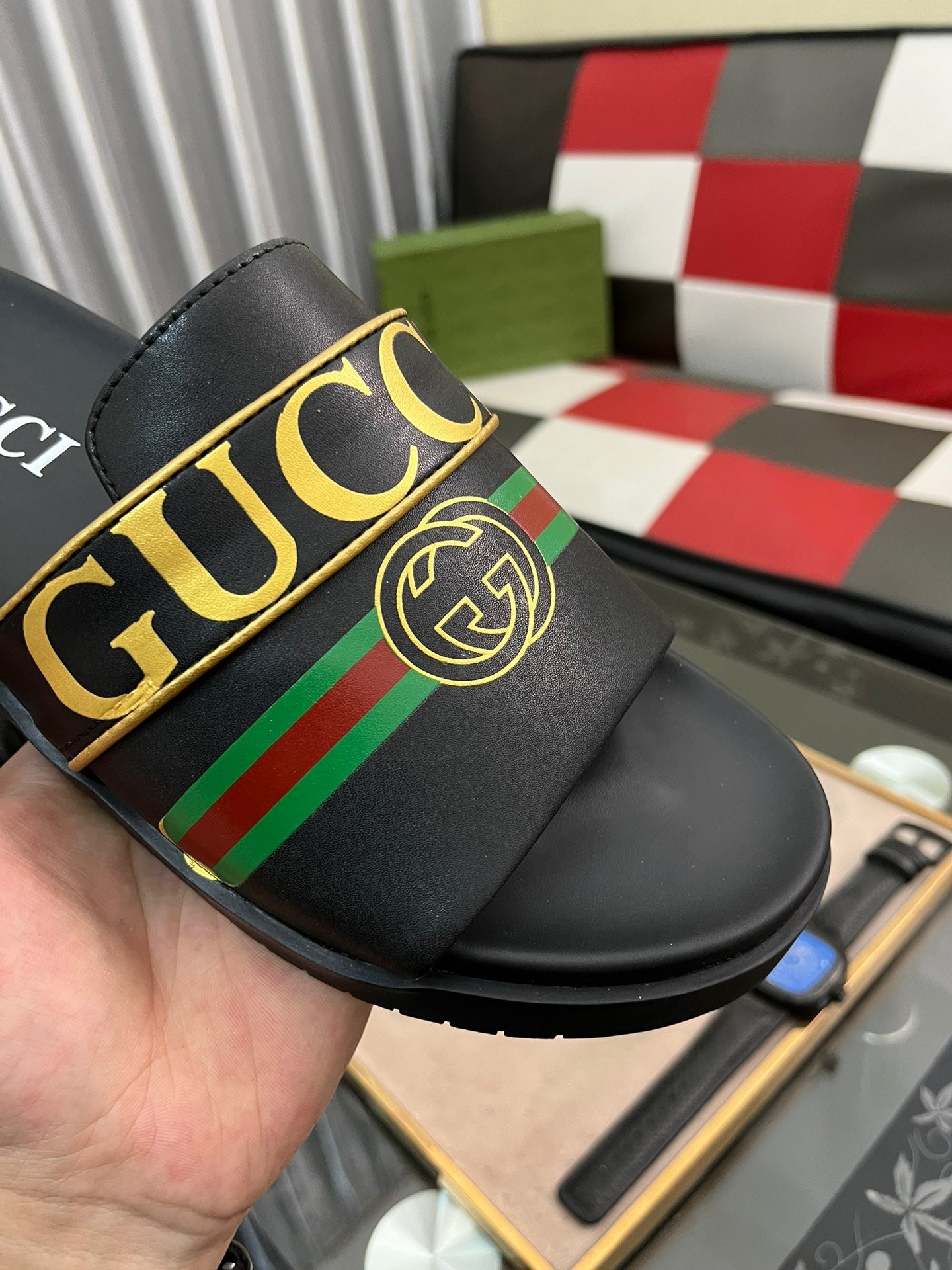 Gucci Slides With Logo In Black