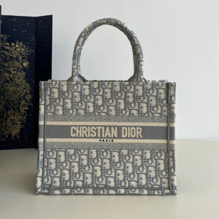 Dior Gray Presbyopia Embroidered Small Tote Bag